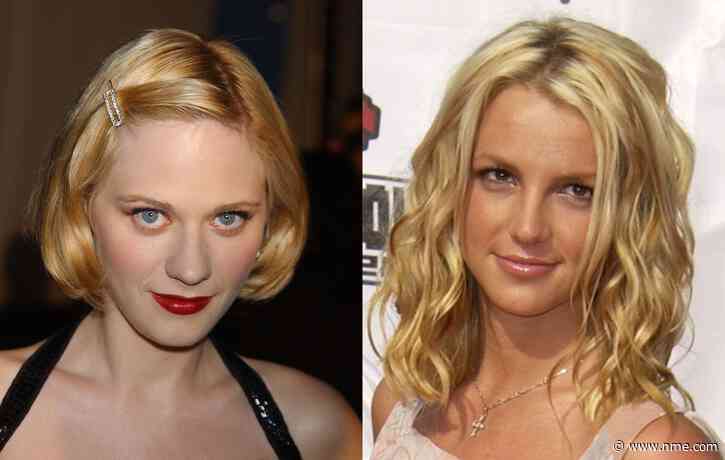 Zooey Deschanel went blonde for ‘Elf’ because she was supposed to play pop star “like Britney Spears”