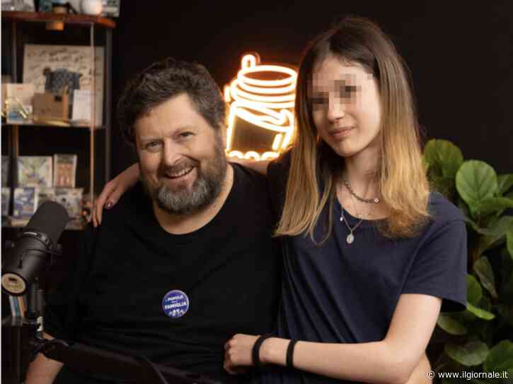 "Dio, truffa e famiglia": Adinolfi fa gli auguri alla figlia e gli haters si scatenano sotto il post