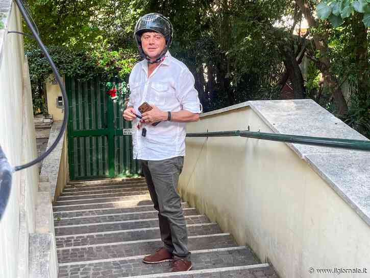 Lavitola in procura a Roma per l'interrogatorio. L'avvocato: "Amico fraterno di Ranucci"