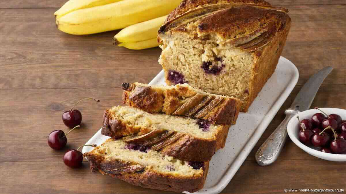 Kirsch-Bananenbrot: Saftiger Sommerkuchen mit Bananen und Kirschen für den Klassiker mit Twist