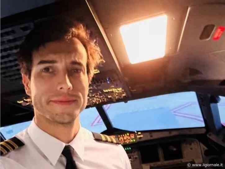 "Sai cosa fare": il salto nel vuoto dell'istruttore e l'atterraggio d'emergenza di un'allieva di 22 anni