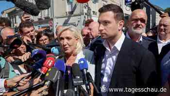 Nach Gerichtsurteil: Marine Le Pen stürzt sich in den Wahlkampf