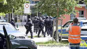 Schusswaffe des Täters versagte: Mädchen nach Amoktat am Gymnasium Schongau außer Lebensgefahr