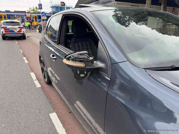 Fietser hard ten val na aanrijding met auto