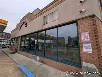 Dunkin’ closes on Columbia Pike, leaving a void at gas station