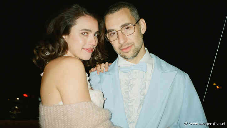 Reportan quiebre matrimonial entre Margaret Qualley y Jack Antonoff