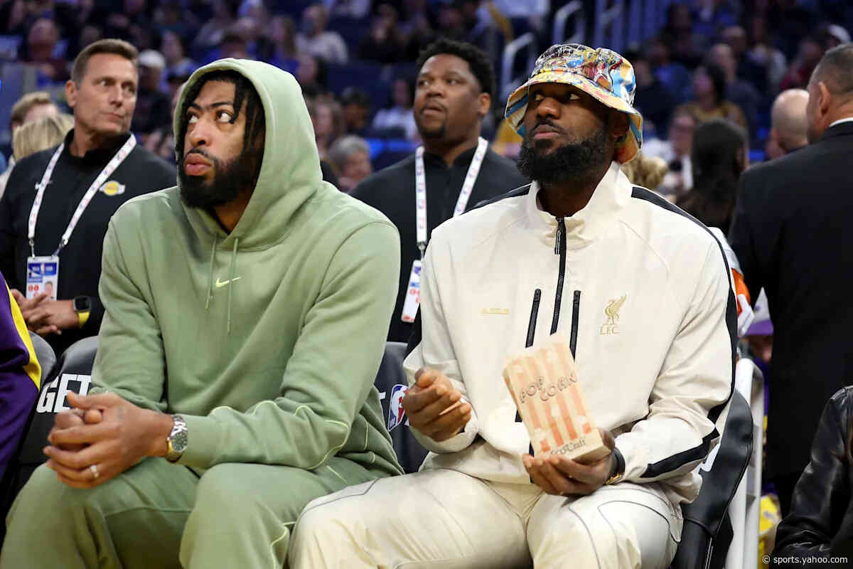 Warriors out of LeBron James sweepstakes after bailing on Anthony Davis trade, per report
