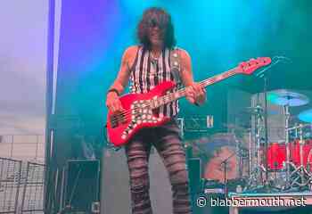RUDY SARZO Defends His Use Of A.I. To Make Solo Music: 'I've Been Jumping On New Technology Since The Electric Guitar Existed'