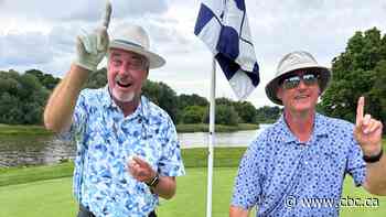 2 golfing buddies each sink an ace at same hole on same day at Cambridge, Ont., course