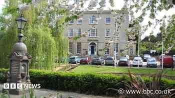 Work to revamp council buildings to be discussed