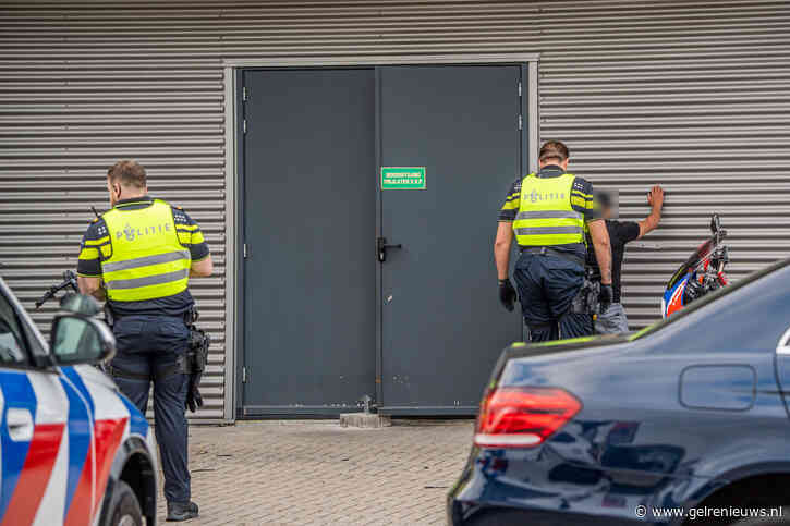 Politie onderzoekt mogelijk steekincident bij restaurant