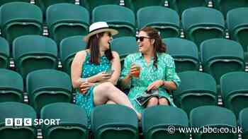 Why do we see empty seats at Wimbledon's show courts?