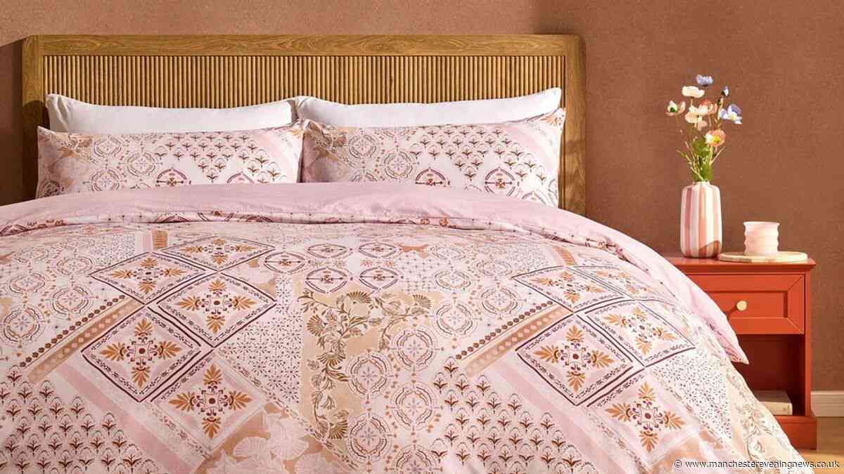 Dusk's £35 bedding set reduced to £21 'makes my bedroom look so beautiful I want more'