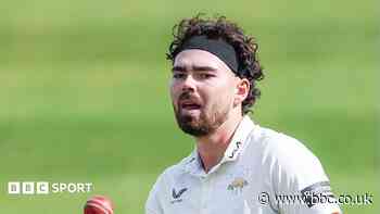 Yorkshire sign Surrey seamer Taylor for 2027