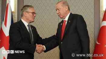 Starmer gifted gun and ammunition by Turkish president at Nato