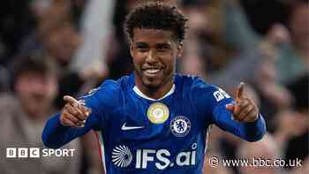 Man Utd agree deal for Chelsea's Santos