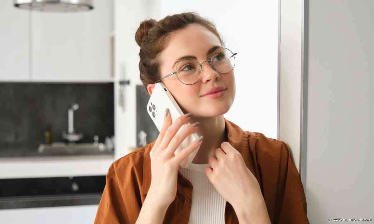 Can you deduct your cell phone on your tax return?