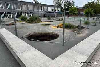 Und still ruht der Schulhof