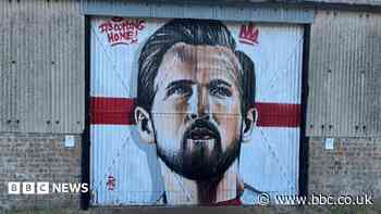 Kane and Bellingham murals celebrate World Cup run