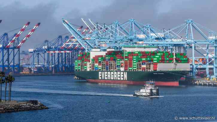 Inval bij Evergreen Marine om mogelijke handel met voorkennis