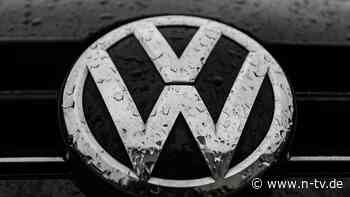 Hitzige Debatte in Wolfsburg: Aufsichtsrat berät Sparpläne, IG Metall protestiert - darum geht es bei VW