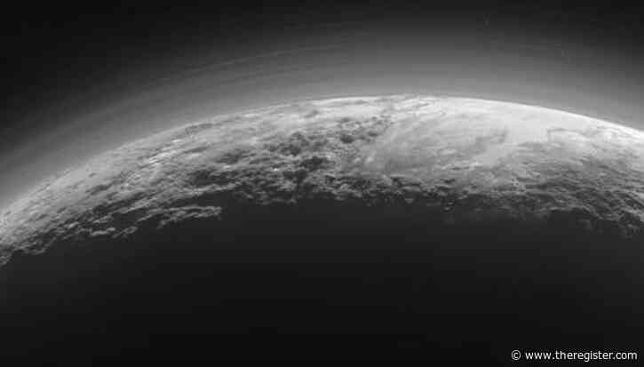 New Horizons Pluto probe just woke itself up after 321 days of hibernation