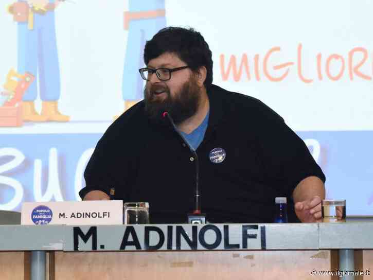 Adinolfi rompe il silenzio dai domiciliari: "Sono innocente, vivo da monaco. Vogliono vedermi nel fango"
