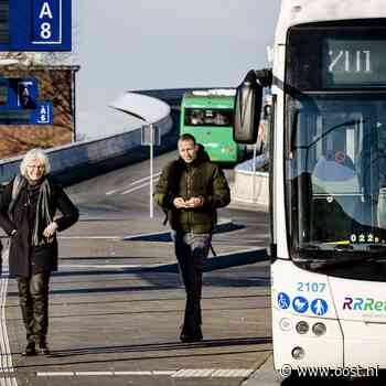 Financiële problemen bij EBS: busvervoer in West-Overijssel onder druk
