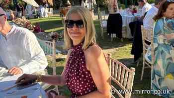 'I was diagnosed after spotting hidden cancer sign while drying my hair'