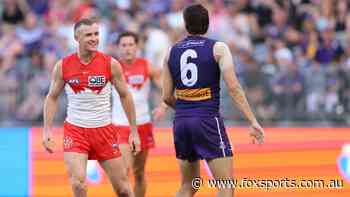 Top spot up for grabs in 1 vs 2 blockbuster as Swans get big star boost — AFL LIVE