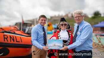 All aboard for Bridlington RNLI open day, with welly wanging, dress-up challenge and ‘soak the crew’