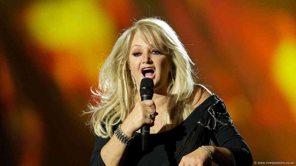 Tributes flood in for Bonnie Tyler as star dies 'unexpectedly'