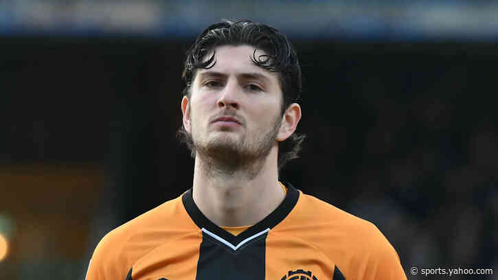 Cambridge defender Rossi exits club