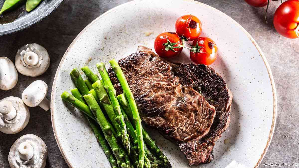 Stop cooking steak in olive oil and butter when 1 ingredient makes it taste juicier