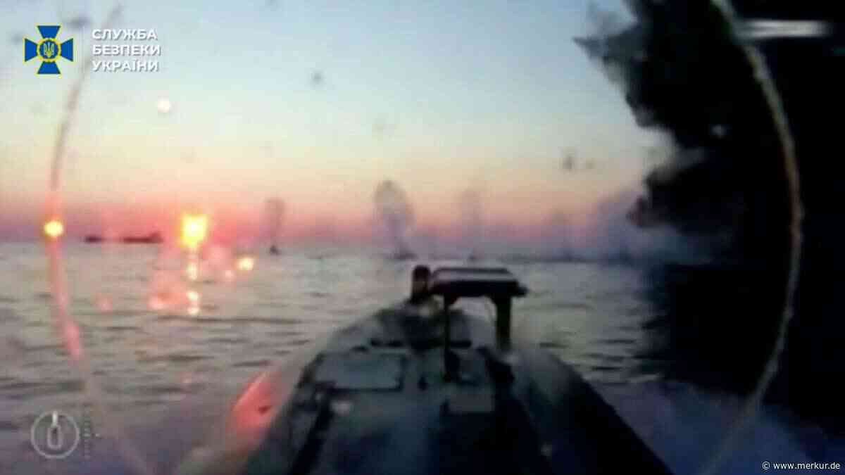 Spektakulärer Angriff: Ukrainische Seedrohne entgeht Dauerbeschuss und schlägt in Tanker ein