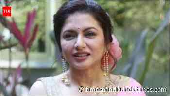 Bhagyashree reacts to viral Kashi lassi controversy