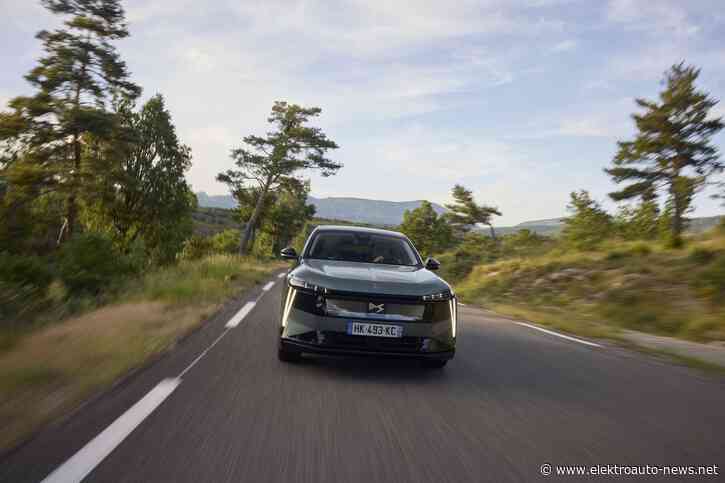 DS N°7 im Fahrbericht: Neue Plattform, altes Problem