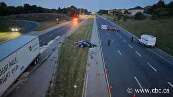 Woman, 24, dead in 3-vehicle crash on Linc