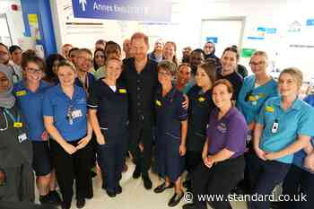 Harry mobbed by nurses on visit to children’s hospital