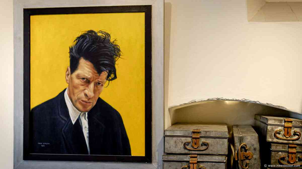Intiem eerbetoon in Amsterdam: 25e sterfdag Herman Brood krijgt klein maar groots podium