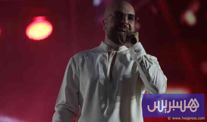 الدوزي ينضم إلى "ترند" الهدايا .. ويعد بإحياء 3 