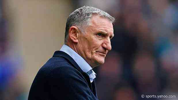 Mowbray 'everything the club needs' - Cantwell
