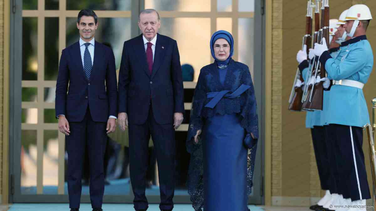 Zien: dit is het wapen dat premier Jetten van Erdoğan cadeau kreeg