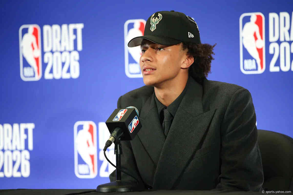Details of Nate Ament’s rookie contract with the Milwaukee Bucks
