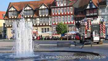 Hand in Brunnen eingeklemmt: Feuerwehr befreit dreijähriges Kind in Wolfenbüttel