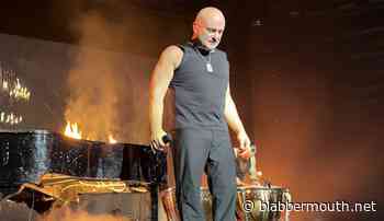 DISTURBED's DAVID DRAIMAN On Stepping Outside His Comfort Zone On 'The Sound Of Silence' Cover: Producer KEVIN CHURKO 'Gave Me The Courage To Go There'