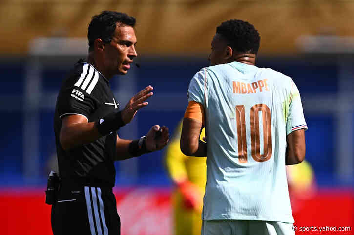 Kylian Mbappé answers first World Cup penalty miss with goal, assist in France's win over Morocco