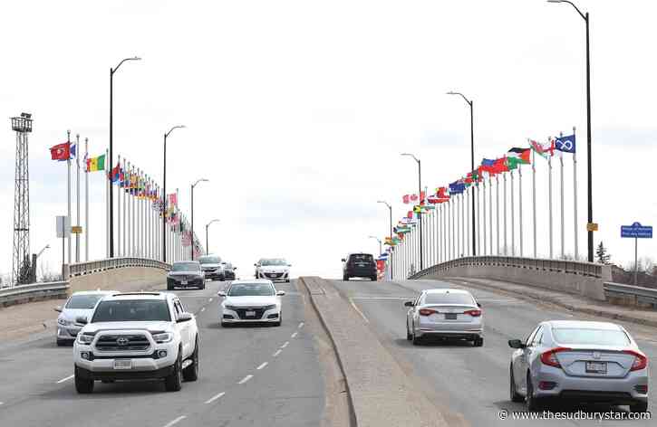 Incident on Paris Street bridge ends ‘successfully,’ police in Sudbury say