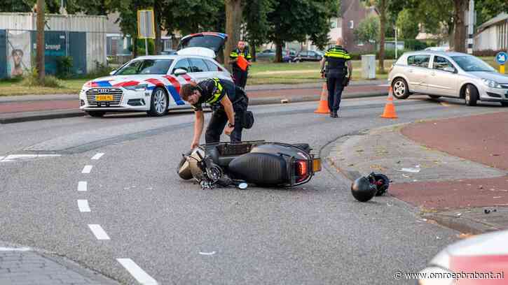 Zwaargewonde bij ongeluk scooterrijder in Roosendaal, traumaheli opgeroepen