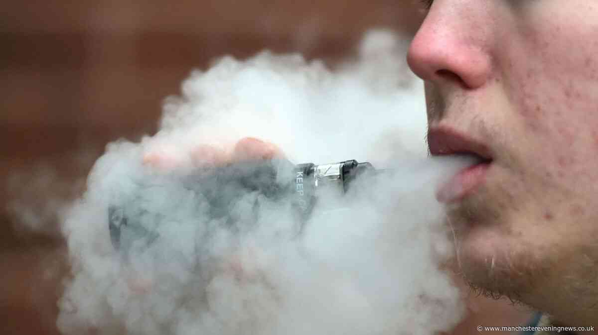 Government announces plans for new UK vape laws as crackdown continues